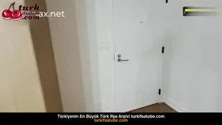 MayaMax Çağırdığı Escortla Sakso Yaptı